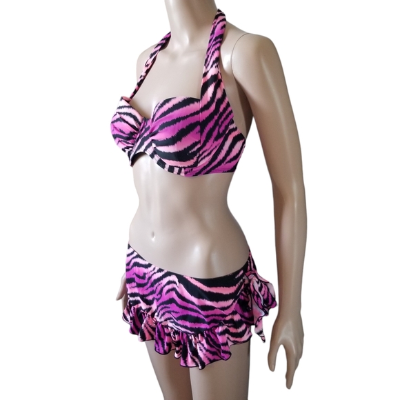 Smart & Sexy Bikini - Picture 3 of 9